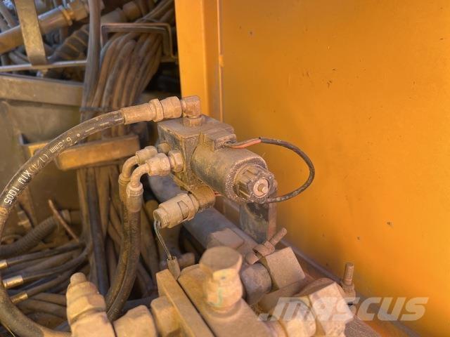 Volvo EC290BLC Pásové rýpadlá