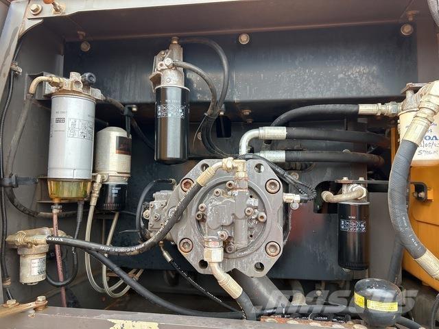 Volvo EC300DL Pásové rýpadlá