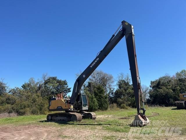 Volvo EC300ELR Pásové rýpadlá