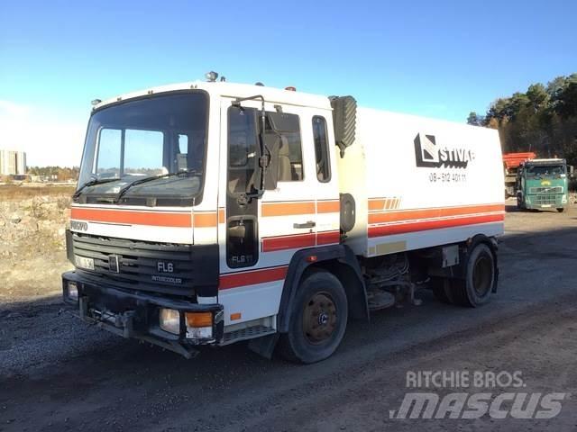 Volvo FL611 Zametacie vozidlá