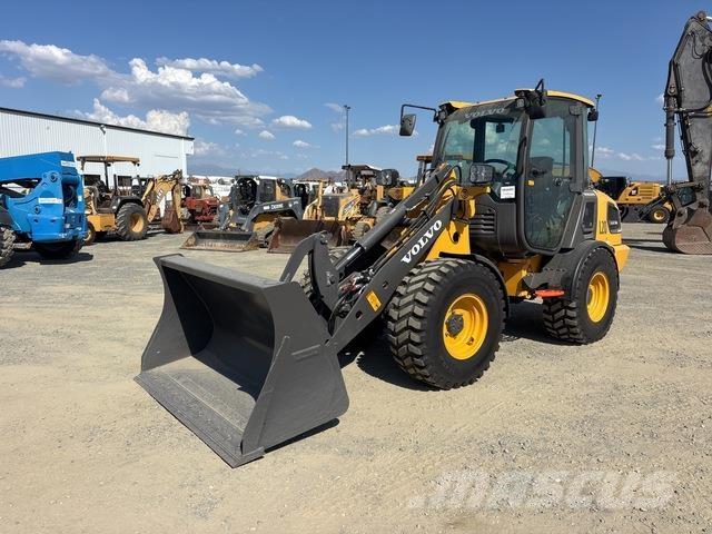 Volvo JL20H Kolesové nakladače