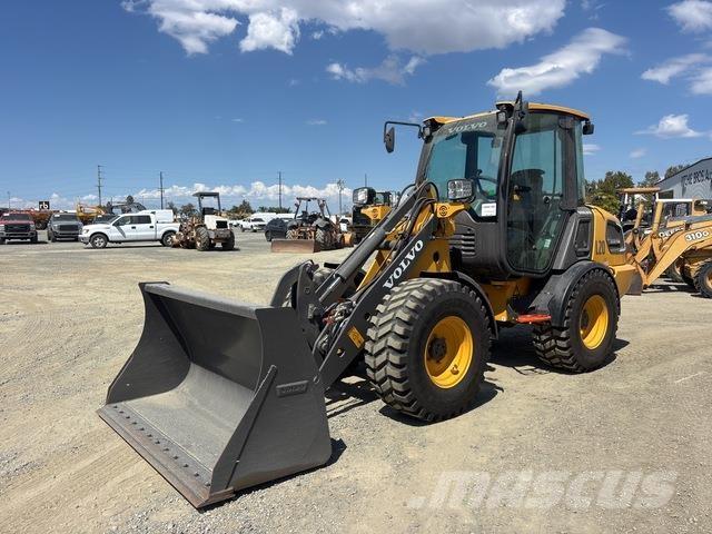 Volvo JL20H Kolesové nakladače