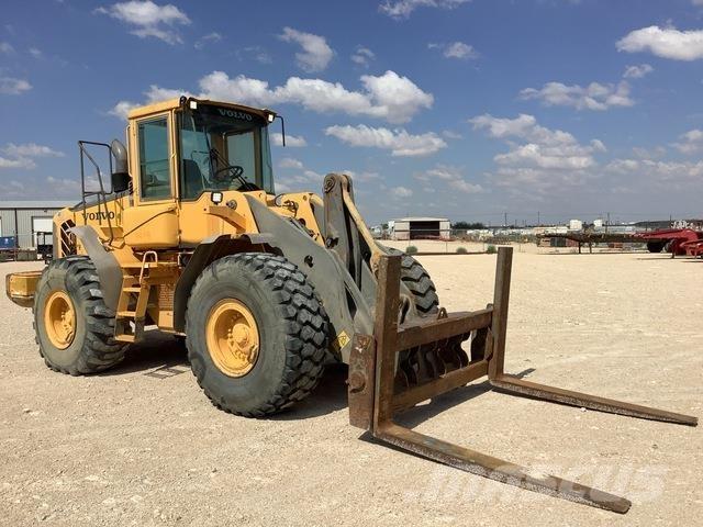 Volvo L110E Kolesové nakladače