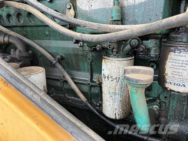 Volvo L120E Kolesové nakladače