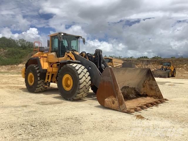 Volvo L220H Kolesové nakladače