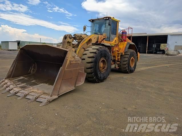 Volvo L260H Kolesové nakladače