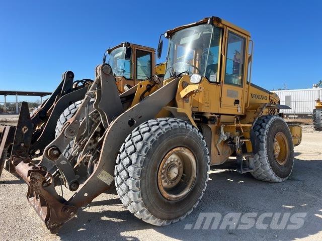 Volvo L90E Kolesové nakladače