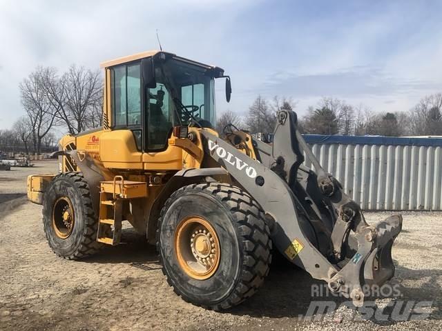 Volvo L90F Kolesové nakladače