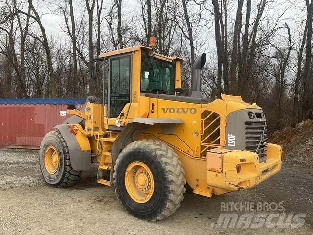 Volvo L90F Kolesové nakladače