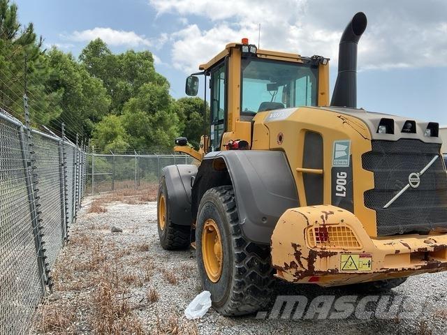 Volvo L90G Kolesové nakladače