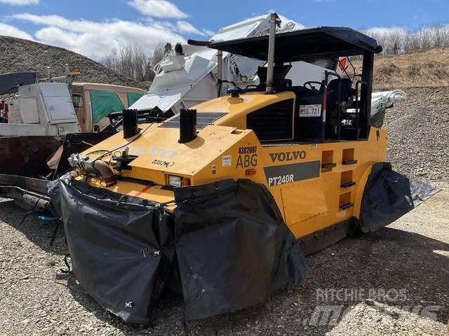 Volvo PT240R Pneumatikové valce