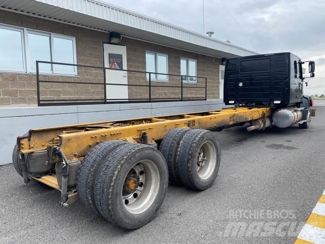 Volvo VHD64F Kabíny a interiér