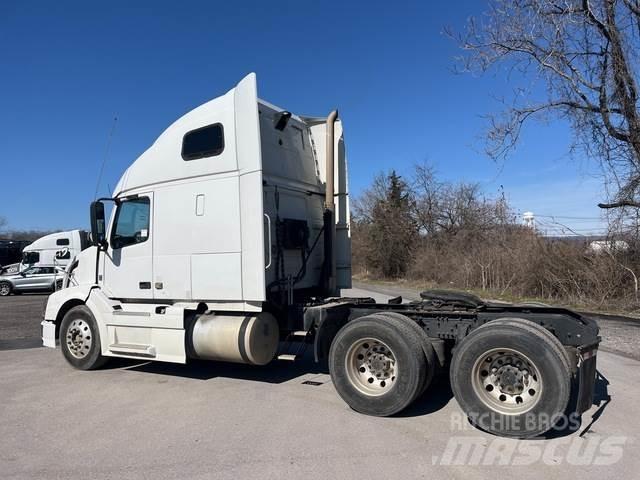 Volvo VNL Ťahače