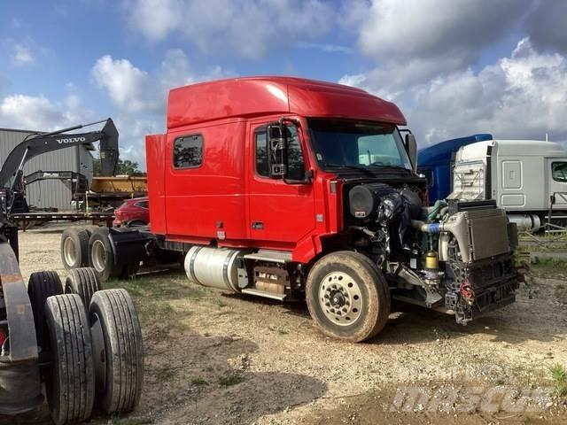 Volvo VNL Ťahače