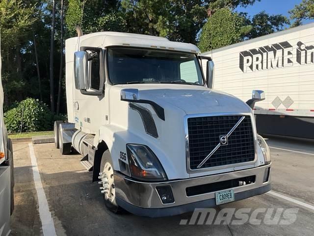 Volvo VNL Ťahače