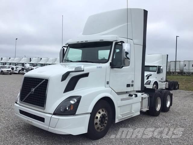 Volvo VNL Ťahače