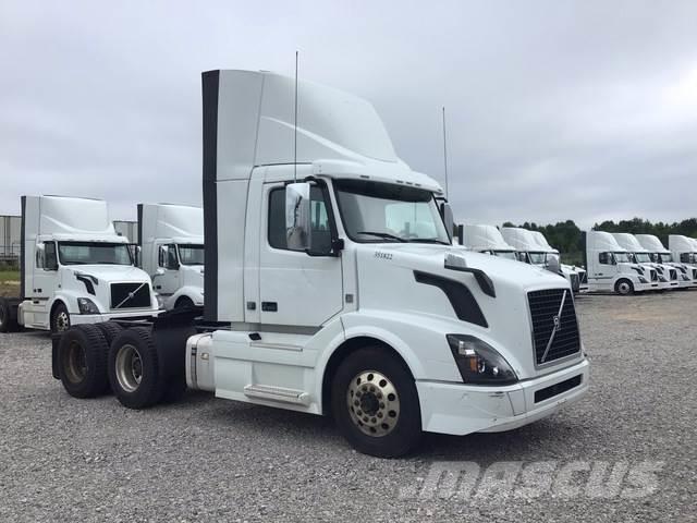 Volvo VNL Ťahače