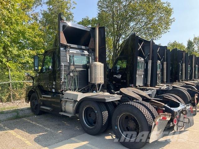 Volvo VNL Ťahače