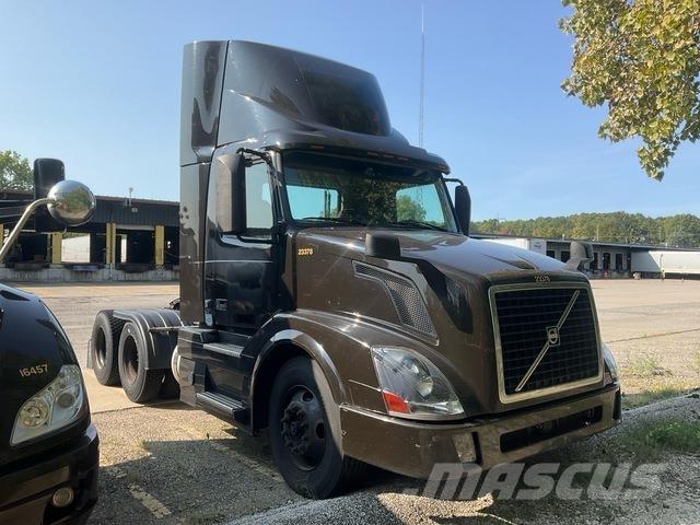 Volvo VNL Ťahače