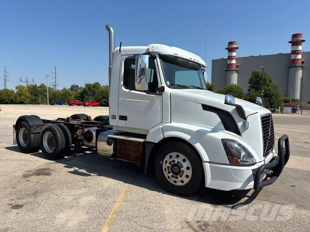 Volvo VNL Ťahače