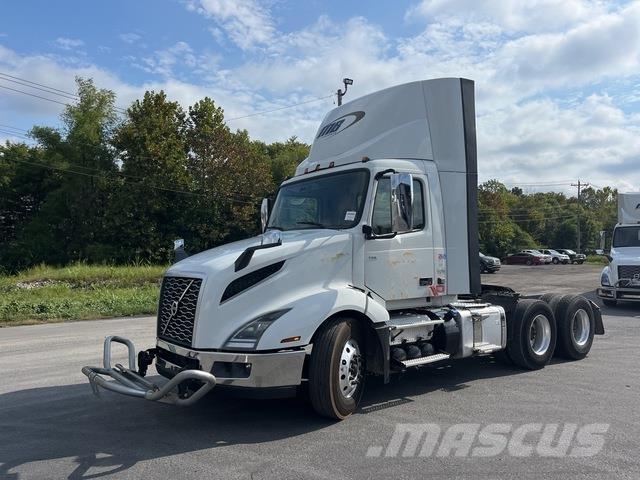 Volvo VNL 300 Ťahače