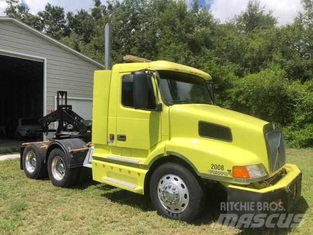 Volvo VNL64T Ťahače
