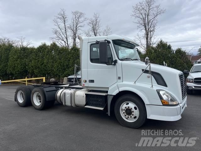 Volvo VNL64T Ťahače