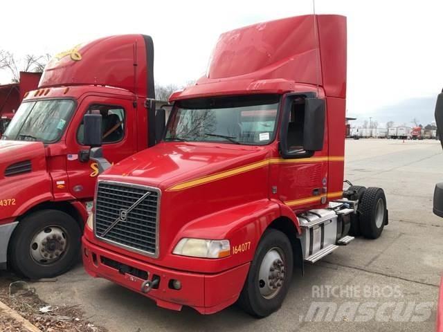 Volvo VNM42T Ťahače