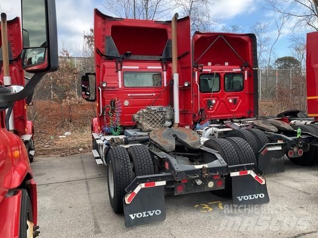 Volvo VNM42T Ťahače