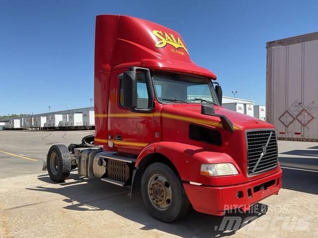 Volvo VNM42T Ťahače