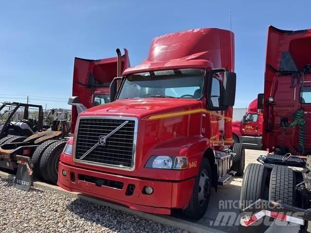 Volvo VNM42T Ťahače