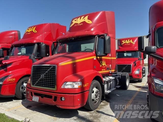Volvo VNM42T Ťahače