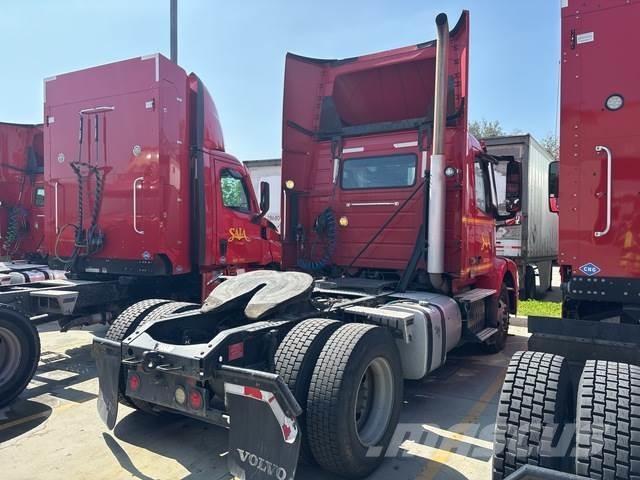 Volvo VNM42T Ťahače