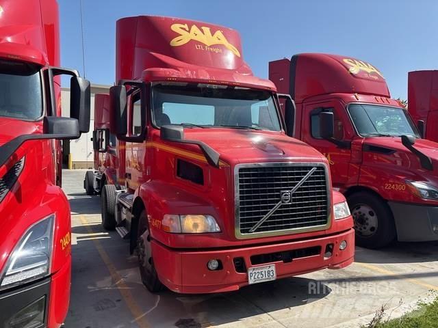 Volvo VNM42T Ťahače