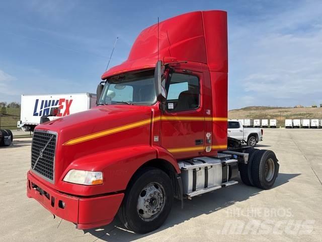 Volvo VNM42T Ťahače