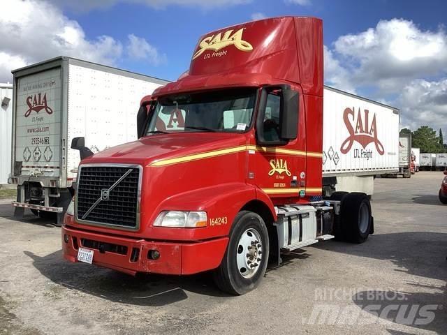 Volvo VNM42T Ťahače