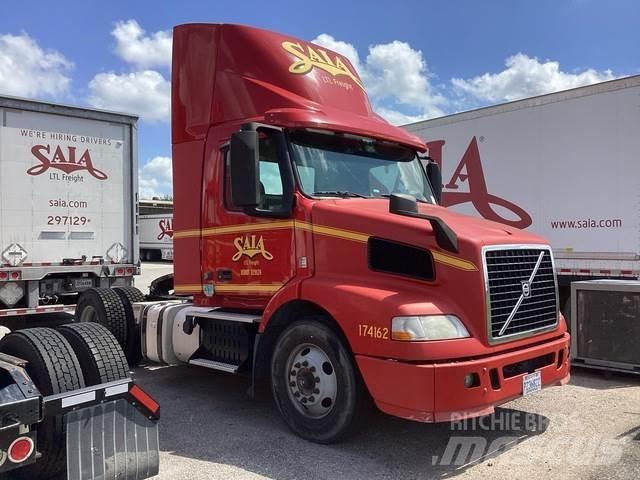 Volvo VNM42T Ťahače