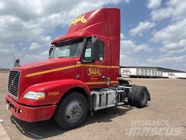 Volvo VNM42T Ťahače