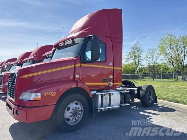 Volvo VNM42T Ťahače