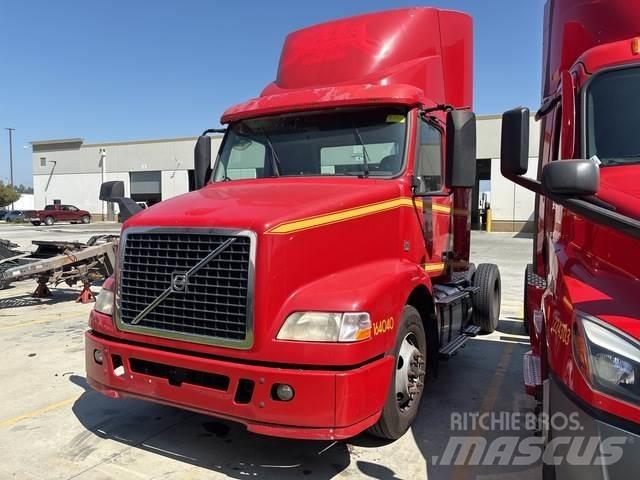 Volvo VNM42T Ťahače