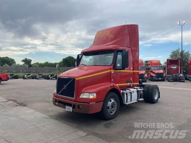 Volvo VNM42T Ťahače