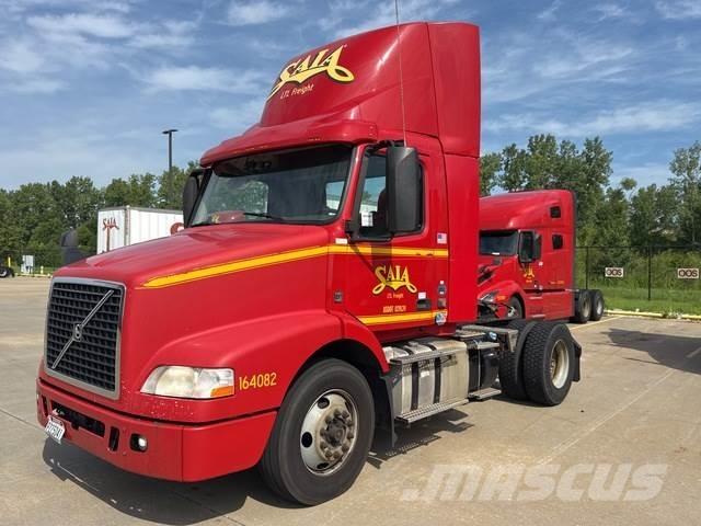 Volvo VNM42T Ťahače