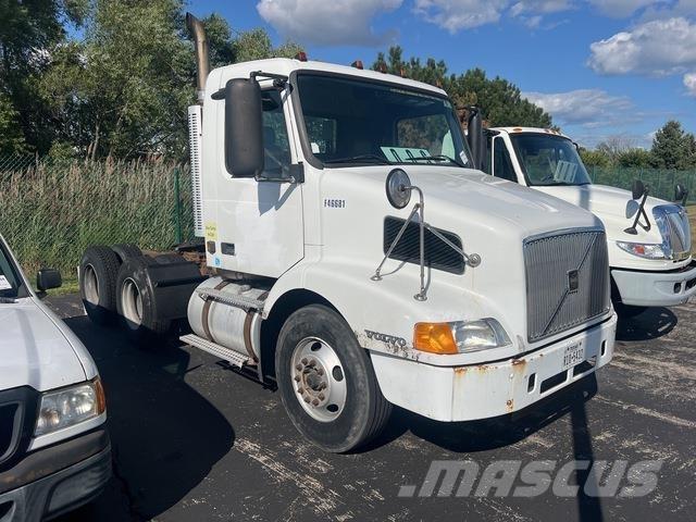 Volvo VNM64T Ťahače