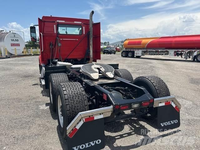 Volvo VNR Ťahače