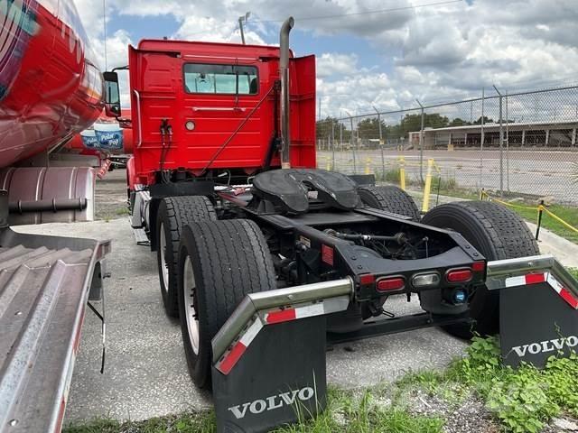 Volvo VNR Ťahače
