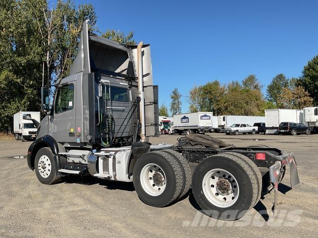 Volvo VNR 300 Ťahače