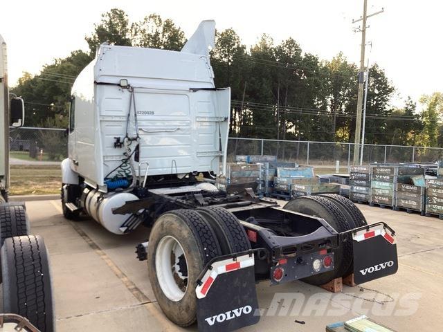 Volvo VNR64T Ťahače