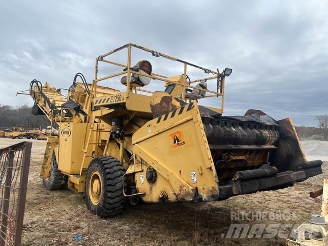 Weiler E1250A Stroje pre prepravu materiálov