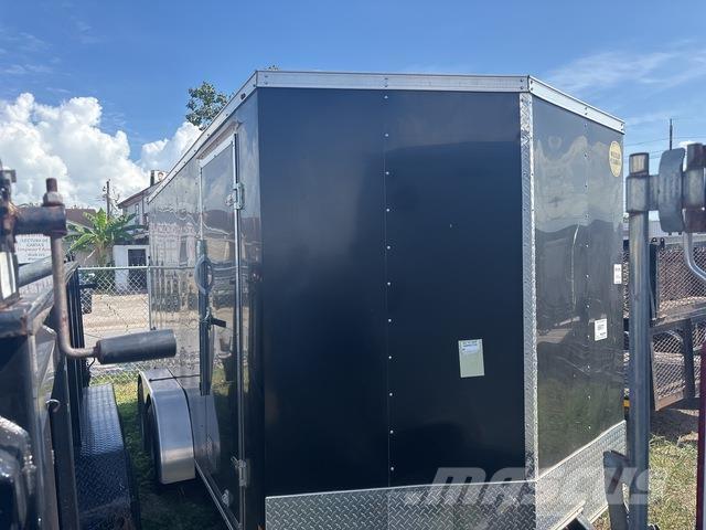 Wells Cargo  Skriňové prívesy