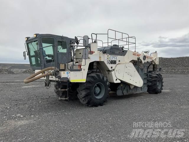 Wirtgen 2400 Pôdne kompaktory